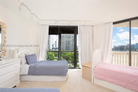 2000 Island Blvd 1002, Aventura FL - photo 15 of 26