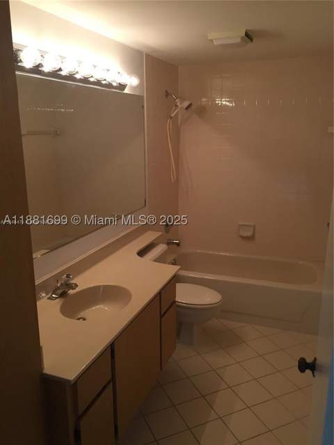 3400 NE 192nd St 2103, Aventura FL - photo 13 of 14