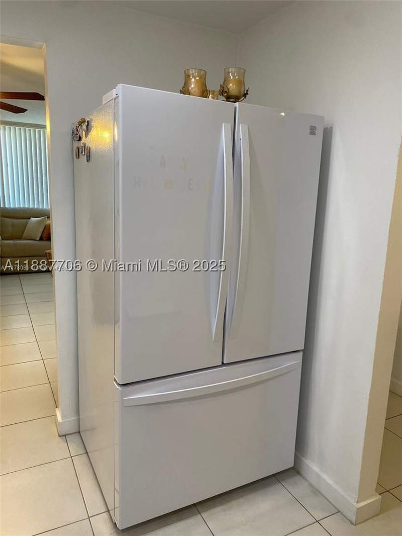 2 bedroom Condominium at 10000 NW 80 Ct 2565, Samari Lake East, Hialeah Gardens — photo 4