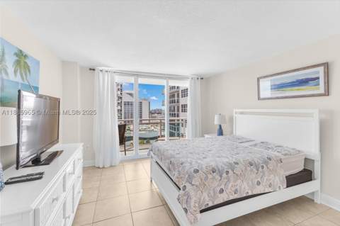 6917 Collins Ave 1505, Miami Beach FL - photo 11 of 40