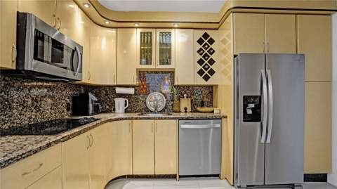 100 Bayview Dr 1931, Sunny Isles Beach FL - photo 14 of 43