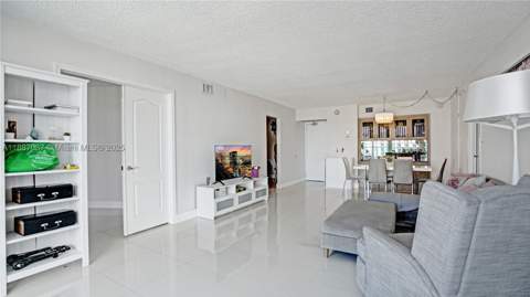 100 Bayview Dr 1931, Sunny Isles Beach FL - photo 9 of 43
