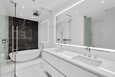 300 Biscayne Blvd Way 1103, Miami FL - photo 22 of 47