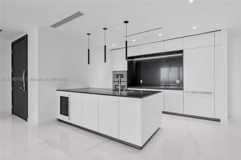 2 bedroom Condominium at 300 Biscayne Blvd Way 1103, Aston Martin Residences, Miami — photo 5