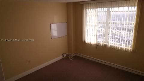 2750 NE 183rd St 2305, Aventura FL - photo 19 of 31