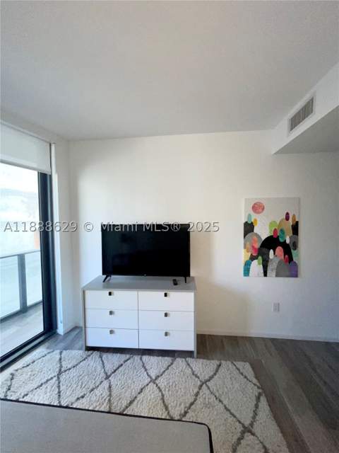 801 S Miami Ave 3304, Miami FL - photo 15 of 38