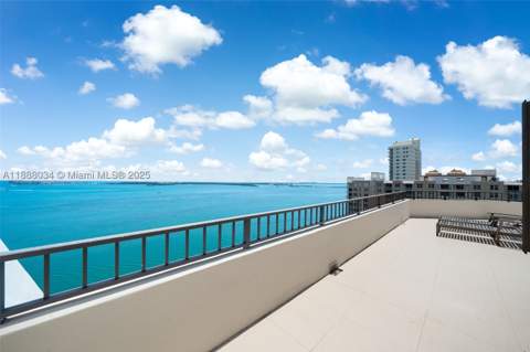 520 Brickell Key Drive UPH-03, Miami FL - photo 11 of 33