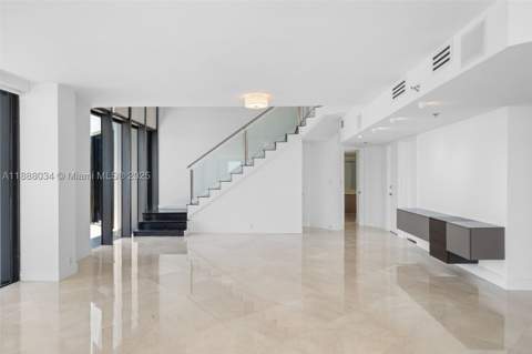 520 Brickell Key Drive UPH-03, Miami FL - photo 16 of 33