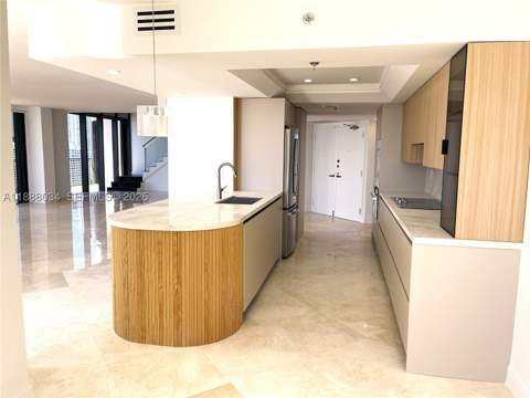 520 Brickell Key Drive UPH-03, Miami FL - photo 17 of 33