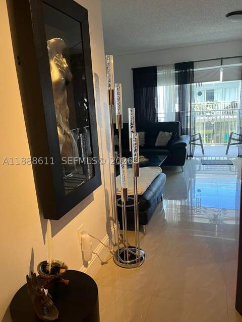 9375 Fontainebleau Blvd L219, Miami FL - photo 6 of 13