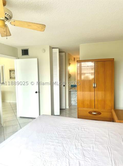 3600 NE 170 St. Apt.D.303, North Miami Beach FL - photo 10 of 25