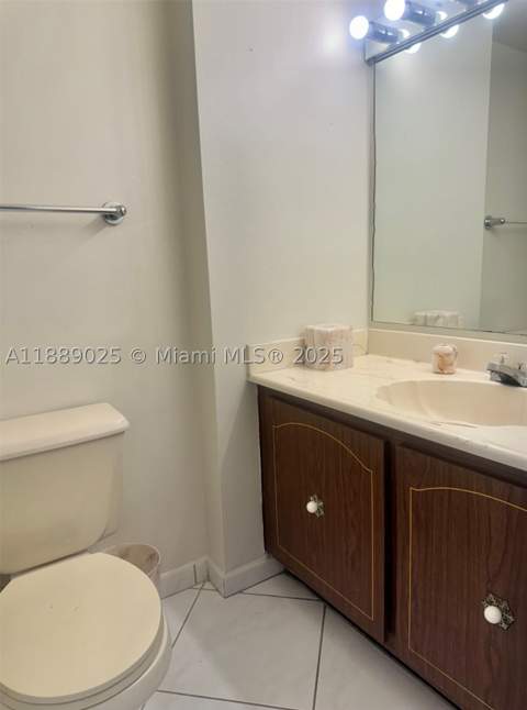 3600 NE 170 St. Apt.D.303, North Miami Beach FL - photo 14 of 25