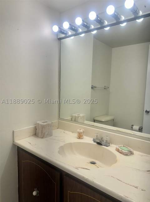 3600 NE 170 St. Apt.D.303, North Miami Beach FL - photo 15 of 25