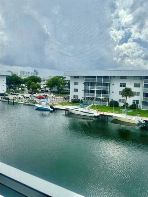 3600 NE 170 St. Apt.D.303, North Miami Beach FL - photo 18 of 25
