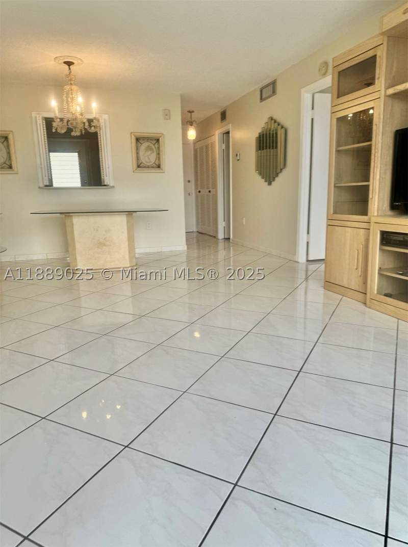 1 bedroom Condominium at 3600 NE 170 St. Apt.D.303, Eden Isles, North Miami Beach — photo 4
