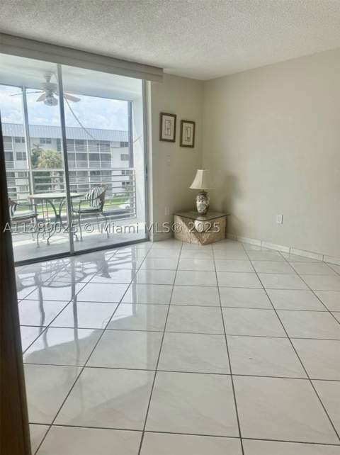 3600 NE 170 St. Apt.D.303, North Miami Beach FL - photo 7 of 25