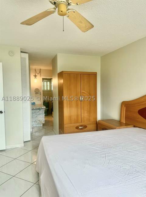 3600 NE 170 St. Apt.D.303, North Miami Beach FL - photo 9 of 25
