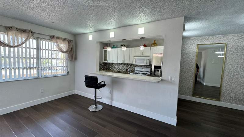 1 bedroom Condominium at 160 NE 203rd Ter E31, Ro-Mont South Condo E, Miami Gardens — photo 5