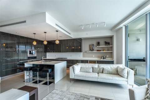 3250 NE 188th St 603, Aventura FL - photo 10 of 47