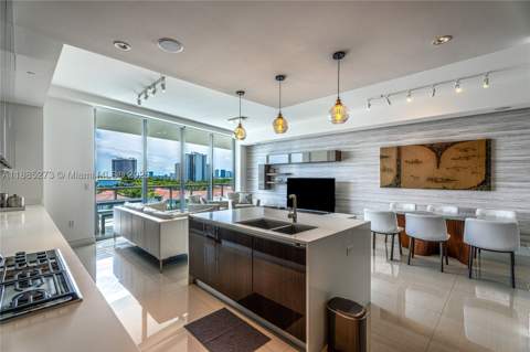 3250 NE 188th St 603, Aventura FL - photo 12 of 47
