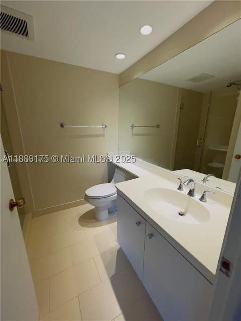 2000 Towerside 309, Miami FL - photo 8 of 22