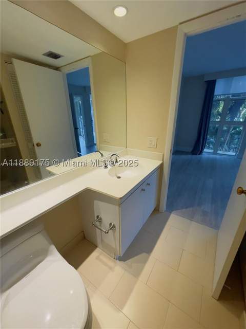 2000 Towerside 309, Miami FL - photo 9 of 22