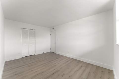 441 NE 195th Street 302, Miami FL - photo 20 of 30