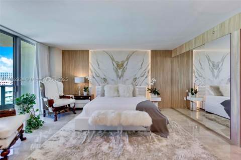 1455 Ocean Dr 811, Miami Beach FL - photo 9 of 44