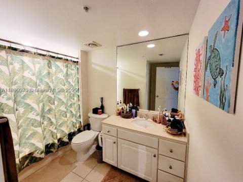 2000 N Bayshore Dr 226, Miami FL - photo 7 of 15