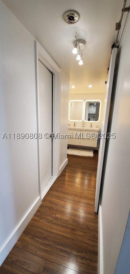 1351 NE Miami Gardens Dr 202E, Miami FL - photo 10 of 19