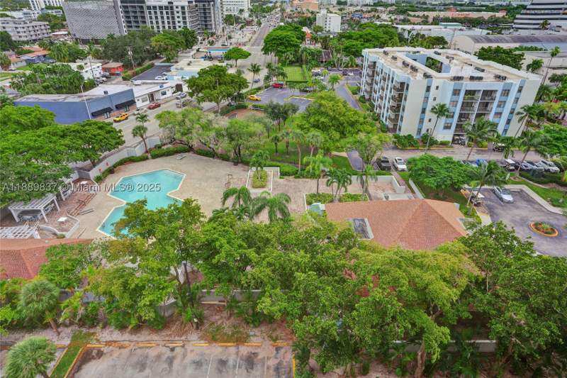 1 bedroom Condominium at 1470 NE 123rd St A1213, GREENWICH PH I CONDO, North Miami — photo 3