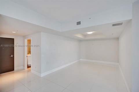 17301 Biscayne Blvd 708, North Miami Beach FL - photo 10 of 43