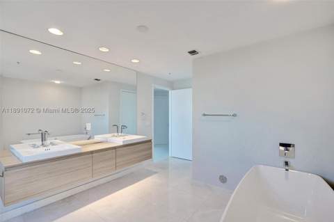 17301 Biscayne Blvd 708, North Miami Beach FL - photo 15 of 43