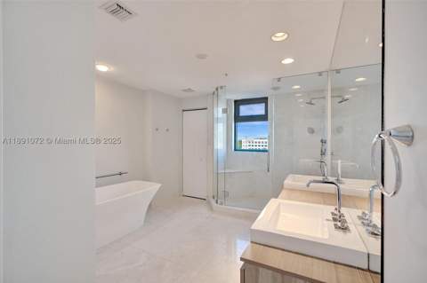17301 Biscayne Blvd 708, North Miami Beach FL - photo 16 of 43