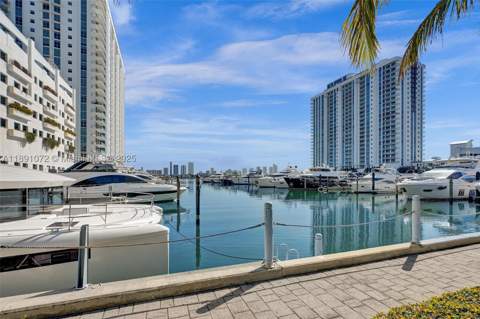 17301 Biscayne Blvd 708, North Miami Beach FL - photo 24 of 43