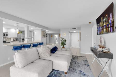 1000 Quayside Ter 505, Miami FL - photo 7 of 24