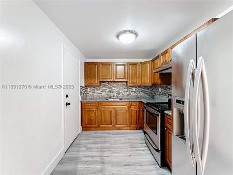 12500 NE 15th Ave 105, North Miami FL - photo 10 of 51
