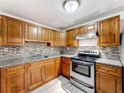 12500 NE 15th Ave 105, North Miami FL - photo 11 of 51
