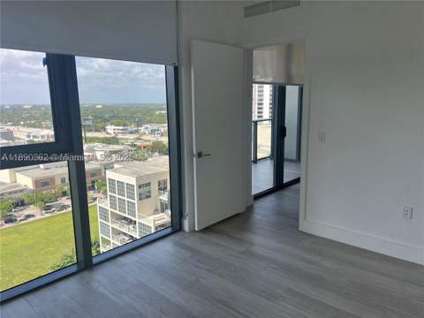 121 NE 34th St 1610, Miami FL - photo 12 of 34