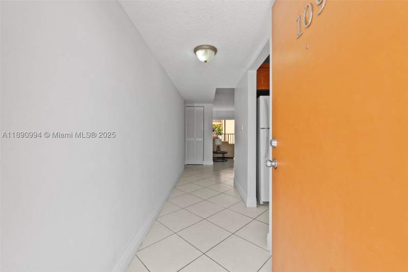 3 bedroom Condominium at 1800 W 54th St 109, Westland Condo, Hialeah — photo 5