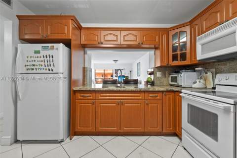 1800 W 54th St 109, Hialeah FL - photo 7 of 25