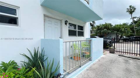 801 Meridian Ave 1A, Miami Beach FL - photo 14 of 20