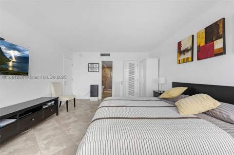 5838 Collins Ave 11B, Miami Beach FL - photo 9 of 32