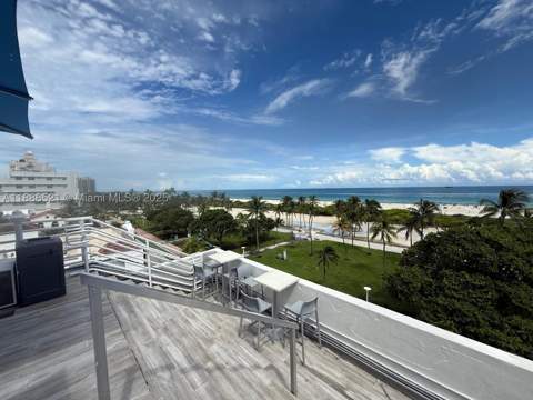 1036 Ocean Dr B309, Miami Beach FL - photo 8 of 13
