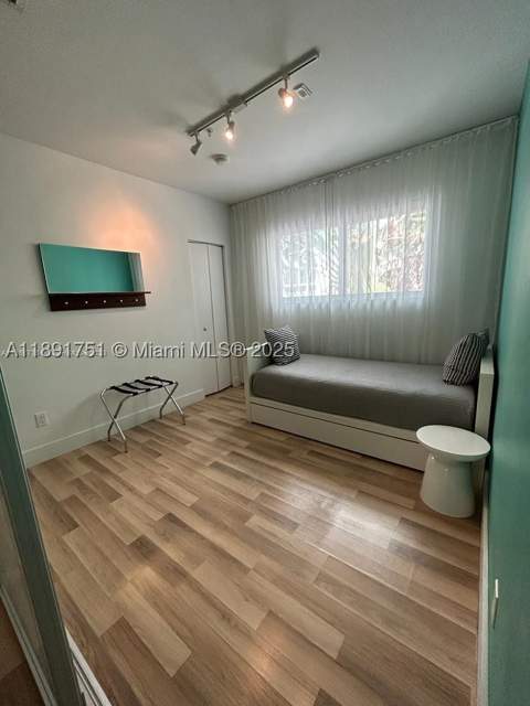 1816 Meridian Ave 18, Miami Beach FL - photo 16 of 19