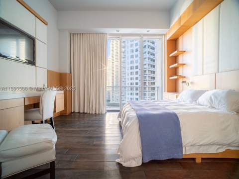 900 Brickell Key Blvd 2204, Miami FL - photo 13 of 40