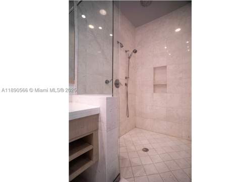 900 Brickell Key Blvd 2204, Miami FL - photo 16 of 40