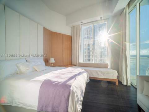 900 Brickell Key Blvd 2204, Miami FL - photo 19 of 40