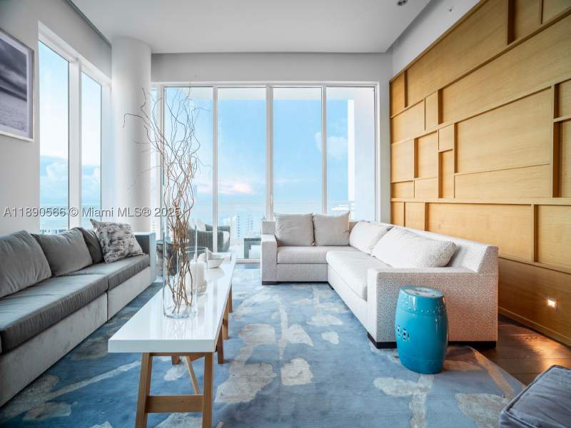 3 bedroom Condominium at 900 Brickell Key Blvd 2204, Asia Condo, Miami — photo 2