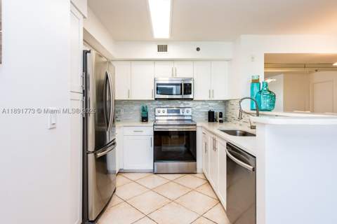 19801 E Country Club Dr 4501, Aventura FL - photo 17 of 52